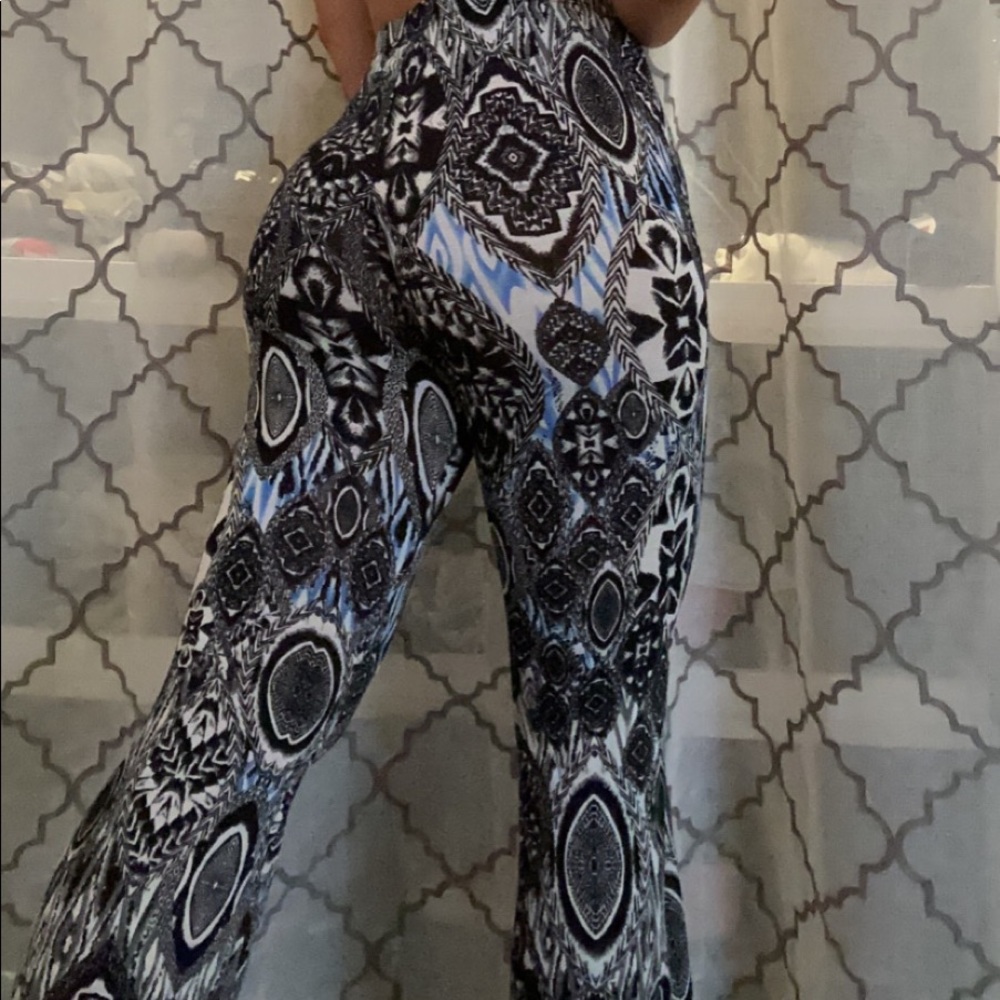 Patterned Flare Pants 🌀 - Picture 4 of 4